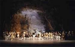 06 August 2022 Sat, 19:00 - Pyotr Tchaikovsky "Swan Lake" (ballet in three acts) (Classical Ballet) - World famous Bolshoi Ballet and Opera theatre (established 1776) - Marvellous Main (Historic) Stage